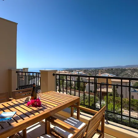 Apartment Aphrodite Hills Golf Luxury Sea View Apartment, Sophia Bj12